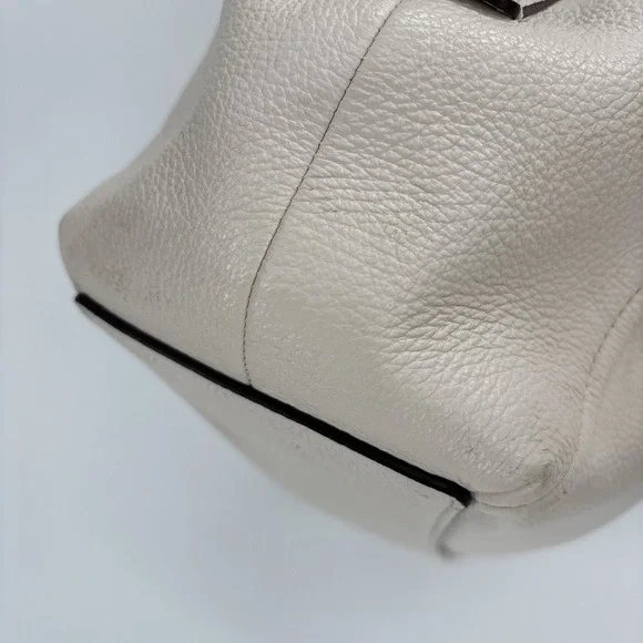 Coach Shoulder Bag Pebble Tote C1454 Maya Pebble Leather Chalk / Gold - Picture 5 of 15